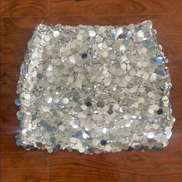 Windsor Silver Sequin Mini Skirt - Picture 1 of 7